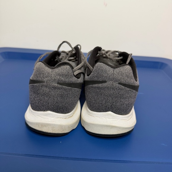 Nike Run Swift Gray Gunsmoke Men’s 11 Running Shoes Sneakers Athletic Trainers - Picture 4 of 8